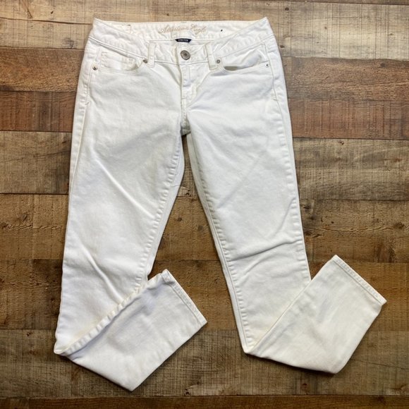 American Eagle Outfitters Denim - American Eagle Outfitters White Skinny Jeans size 2